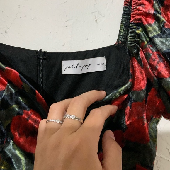 Petal & Pup Anders Floral Burnout Velvet Minidress Black Red Sz Small - Picture 14 of 14